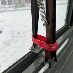 Šiltnamio lango patikrinimas